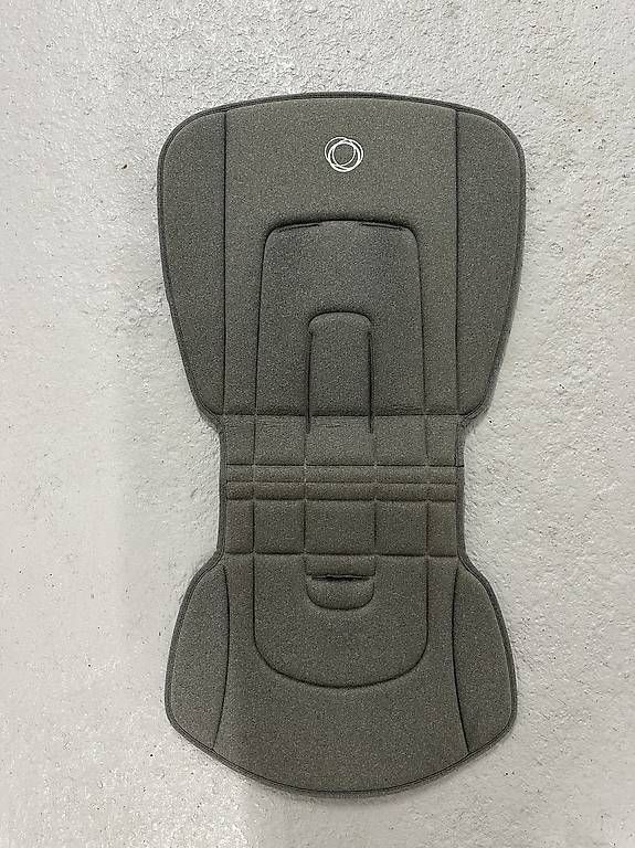 Bugaboo Carrozzine: Sitzbezug für Bugaboo Bee3 – Usato da Uster venduto da staernli4