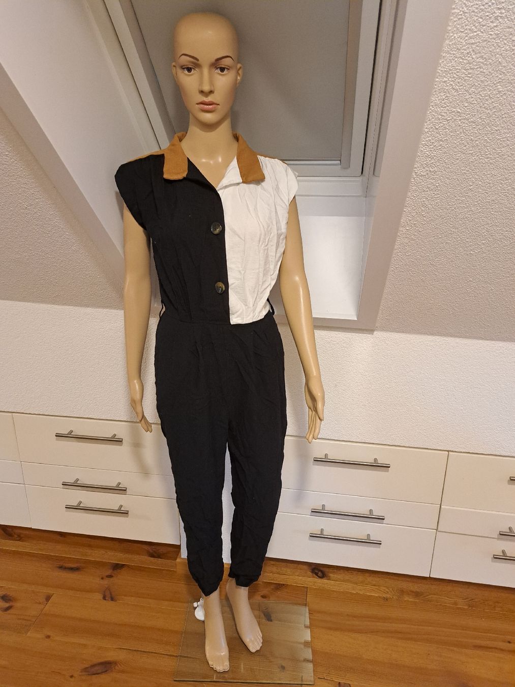 Tute: Jumpsuit  Grösse.38 – Usato da Grasswil venduto da Natali.H