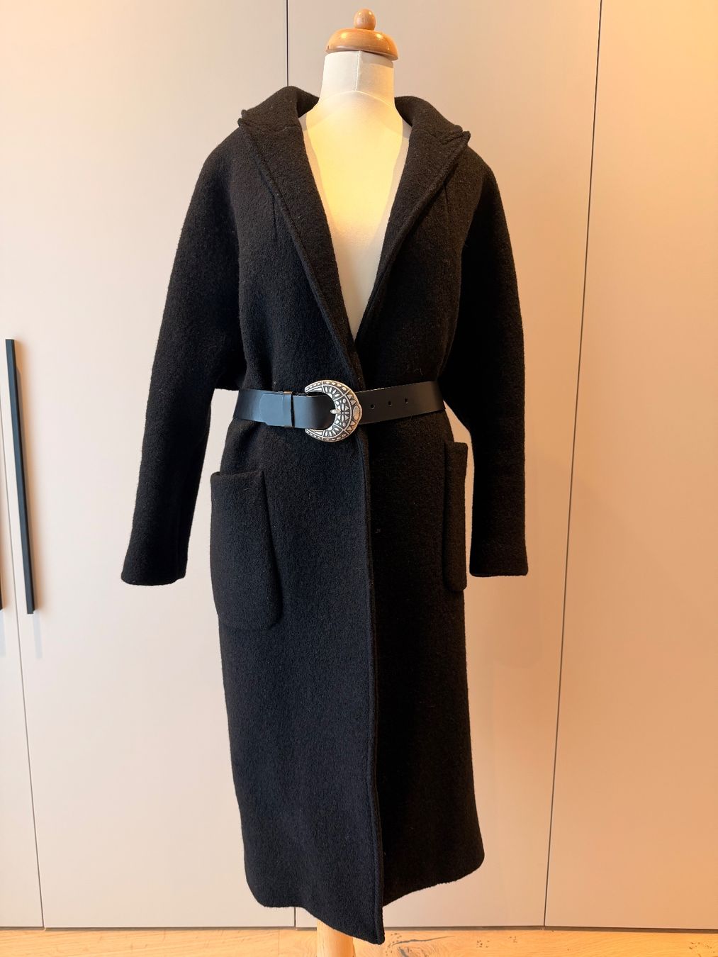 Ba&Sh Cappotti: Black wool long coat Bash – Usato da Pully venduto da sil_m9nm