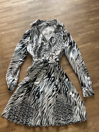 Marciano by Guess Kleid, Gr. 38, Animal Print!
