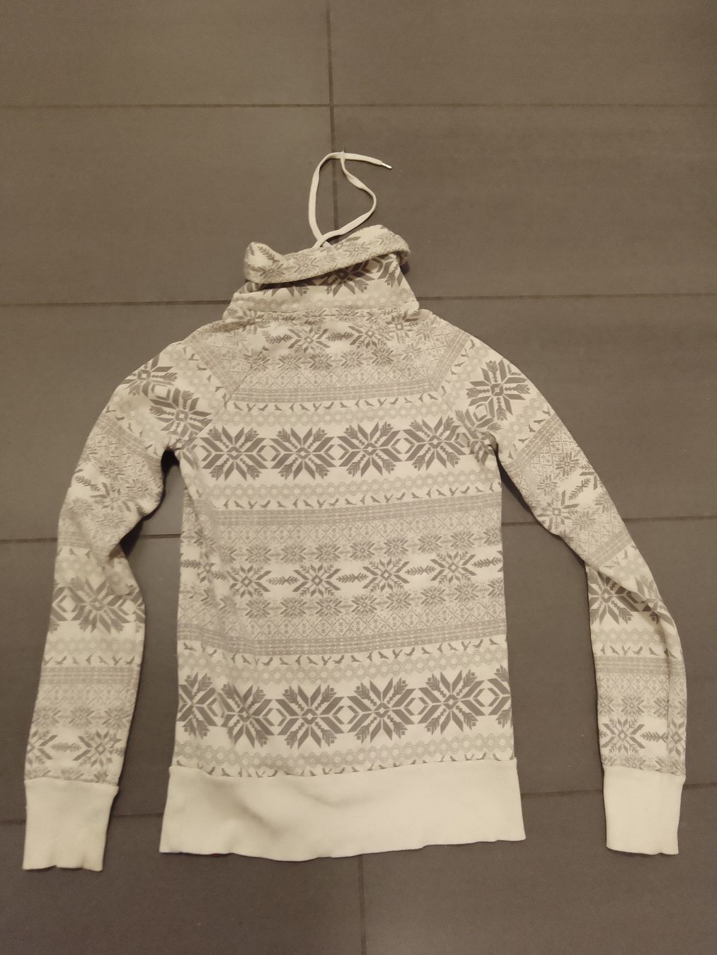 Pullover & Sweatshirts: Pullover, Gr.S, norwegischer Stil, Girl – Gebraucht aus Uster von sanura01 1