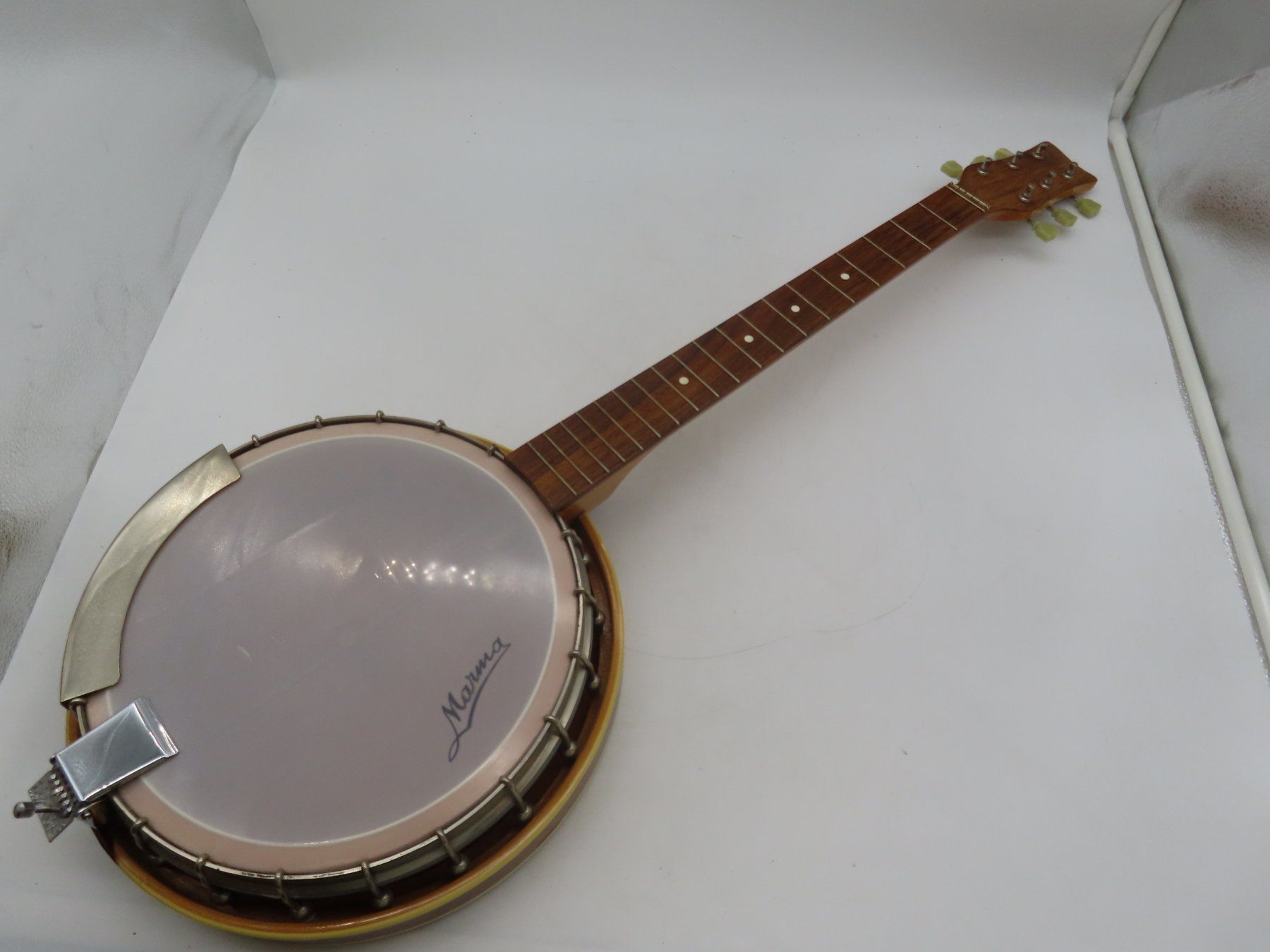 Vintage Musikinstrumente: Vintage Marma Gitarren-Banjo – Gebraucht aus Reinach BL von WBZ-Flohmarkt