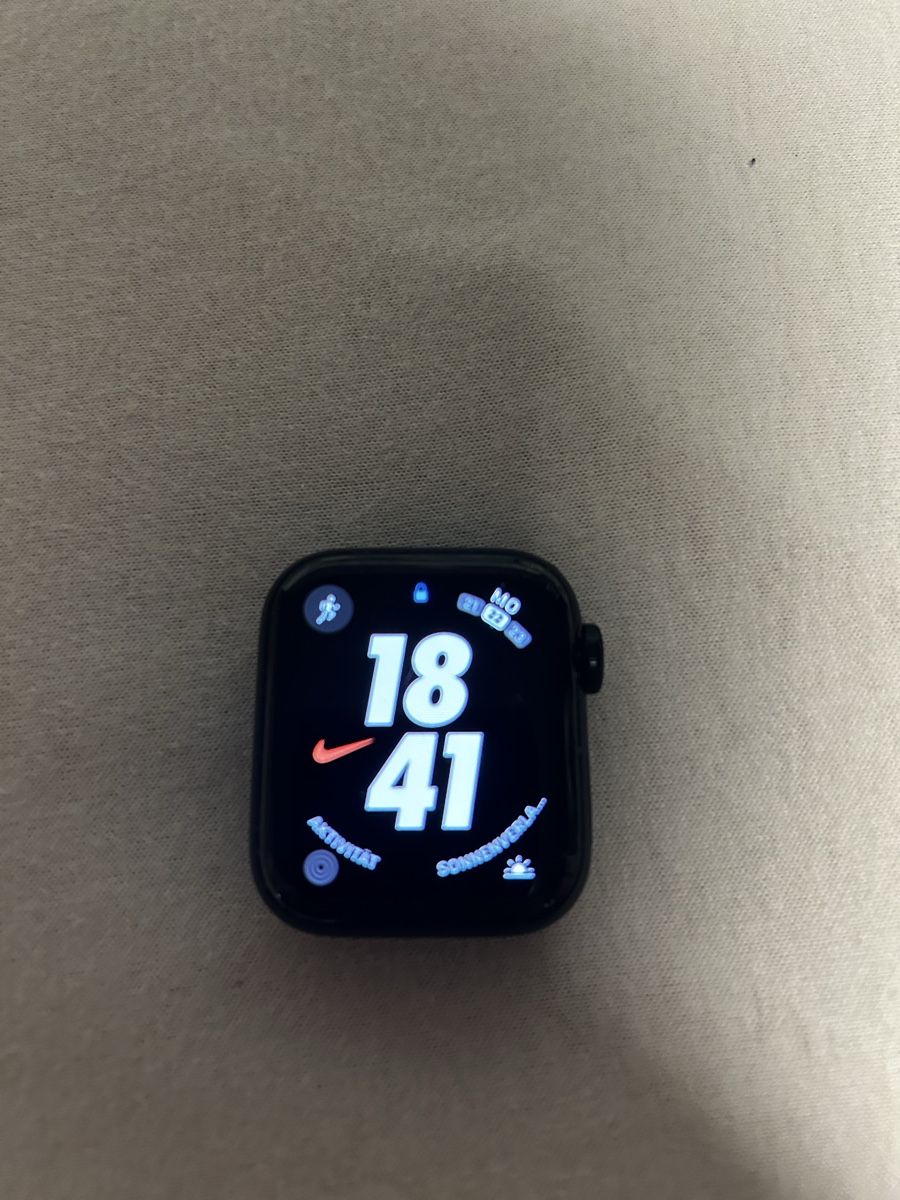 Apple Smartwatch: Apple Watch SE 2. Generation, 40 mm, GPS – Usato da Wangen b. Olten venduto da len_7ltd 1