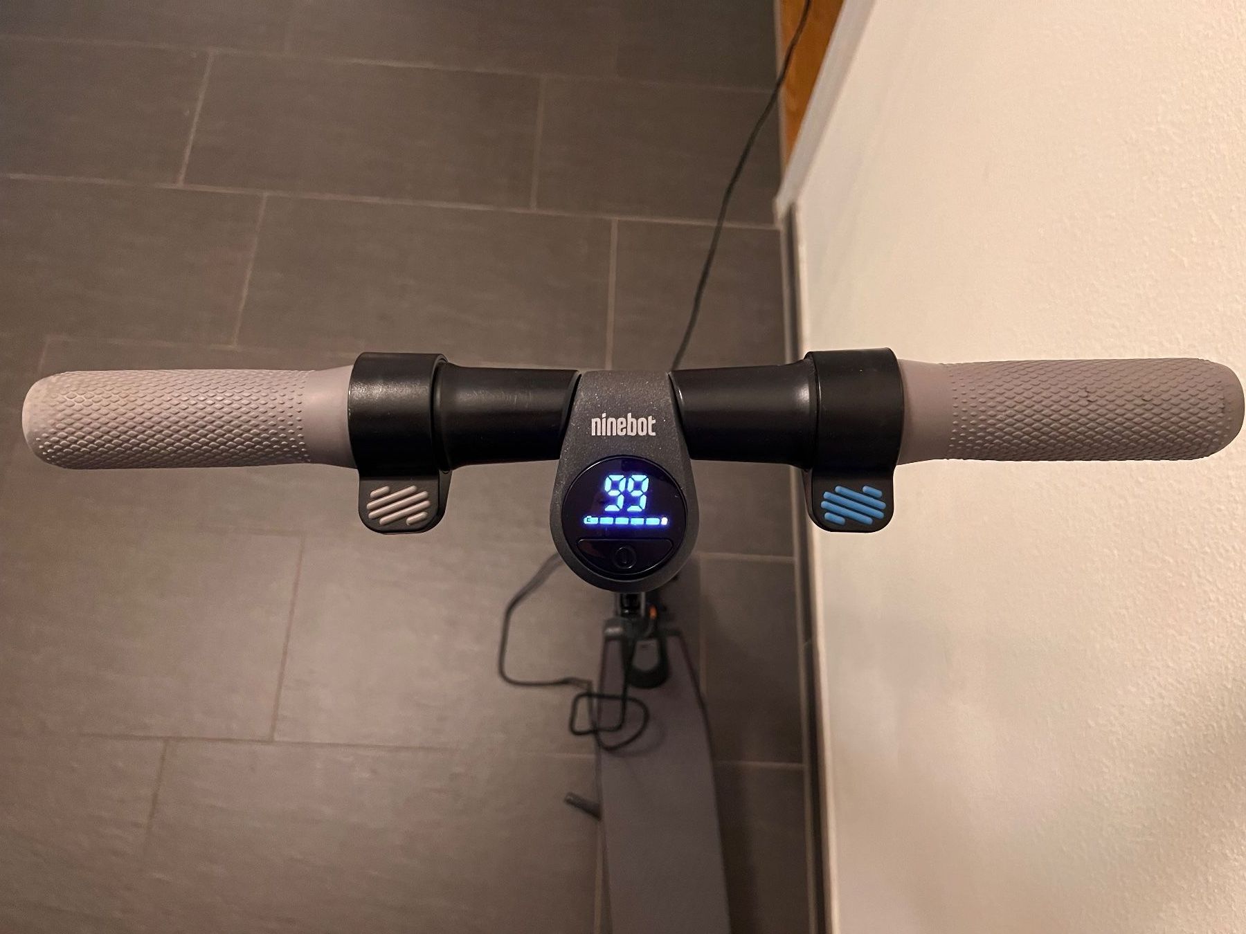 Segway Kickboard: Ninebot KickScooter ES2L by Segway – D'occasion à Zürich par ni7_7xfw 9