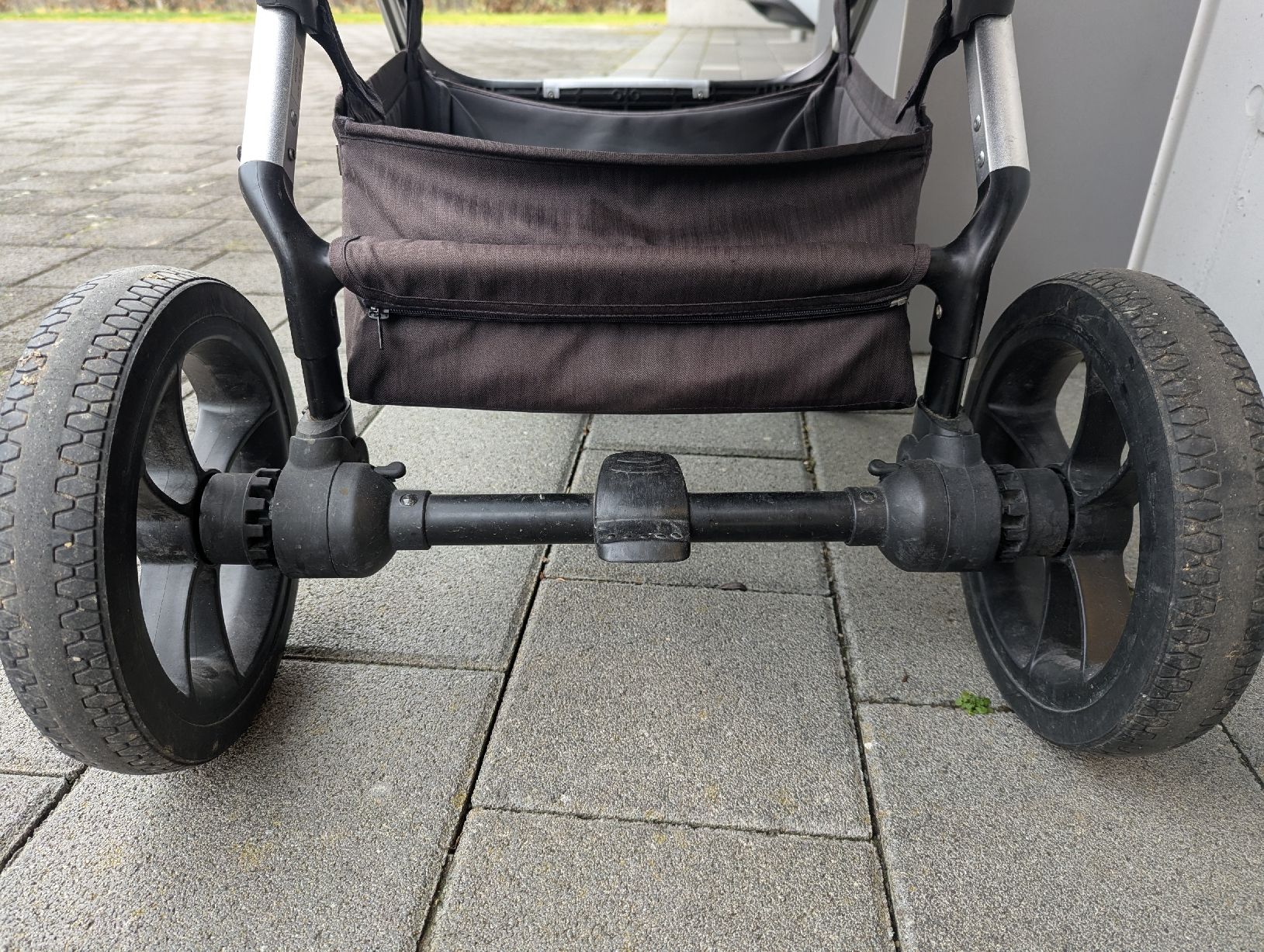 Carrozzine: Kinderwagen MOON NUOVA – Usato da Seengen venduto da sam_x5tk 2