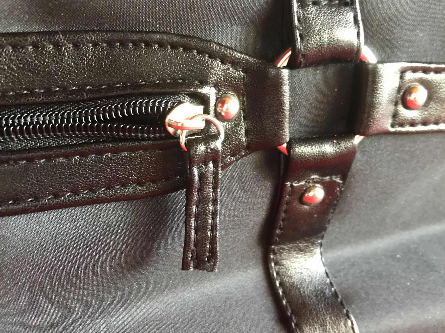 Sacs femmes: Tasche Handtasche Damentasche_2 – Neuf (Voir description) à Däniken SO par allerlei54 2