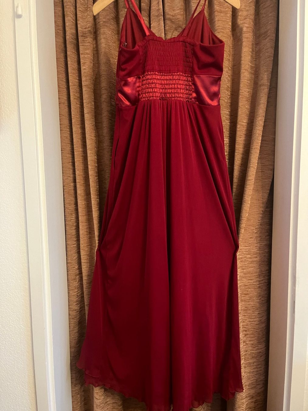Vestiti: 1x getragenes Abendkleid Gr42 – Usato da Wettingen venduto da PriskaZ05 1