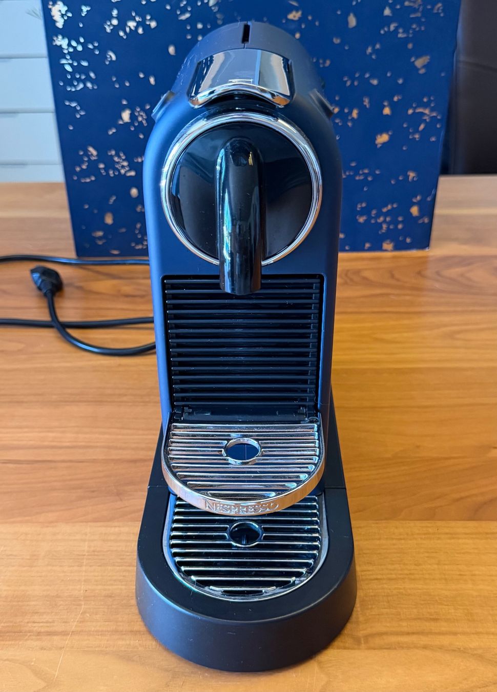 Nespresso Macchine per caffè & Macchine per espresso: Nespresso CitiZ "Magic Blue" (D113 CH) – Difettoso da Wilihof venduto da escargotet