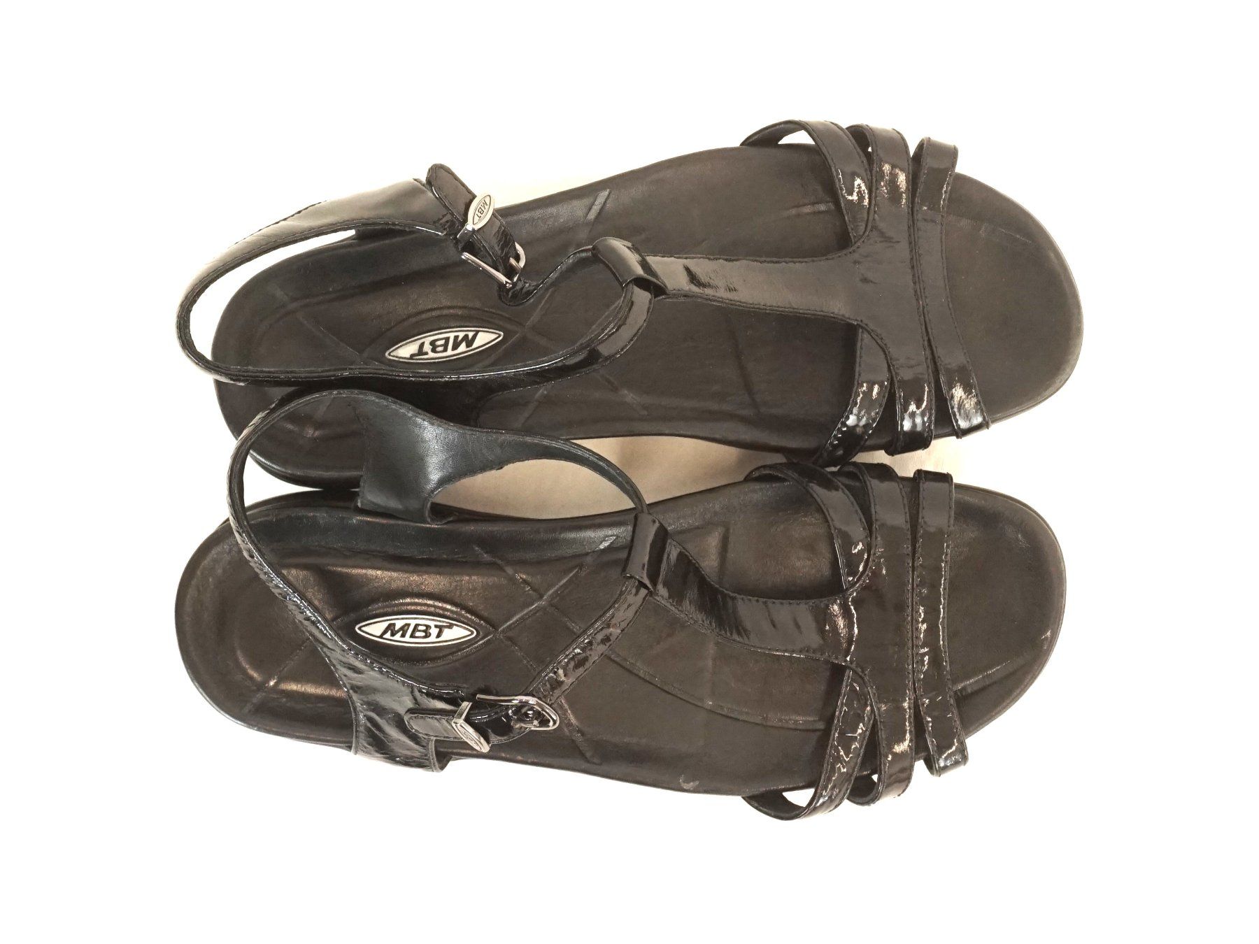 MBT Scarpe da donna: 2 Paar MBT Abrollsandalen – Usato da Pratteln venduto da Restwert_Pratteln 6