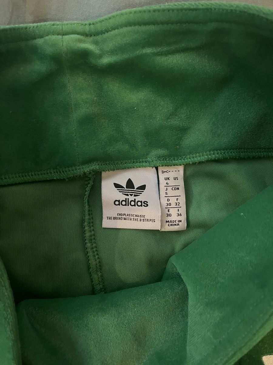 Adidas Pantaloni: Grüne Adidas Schlaghose – Nuovo (secondo la descrizione) da Zürich venduto da mel_258 4
