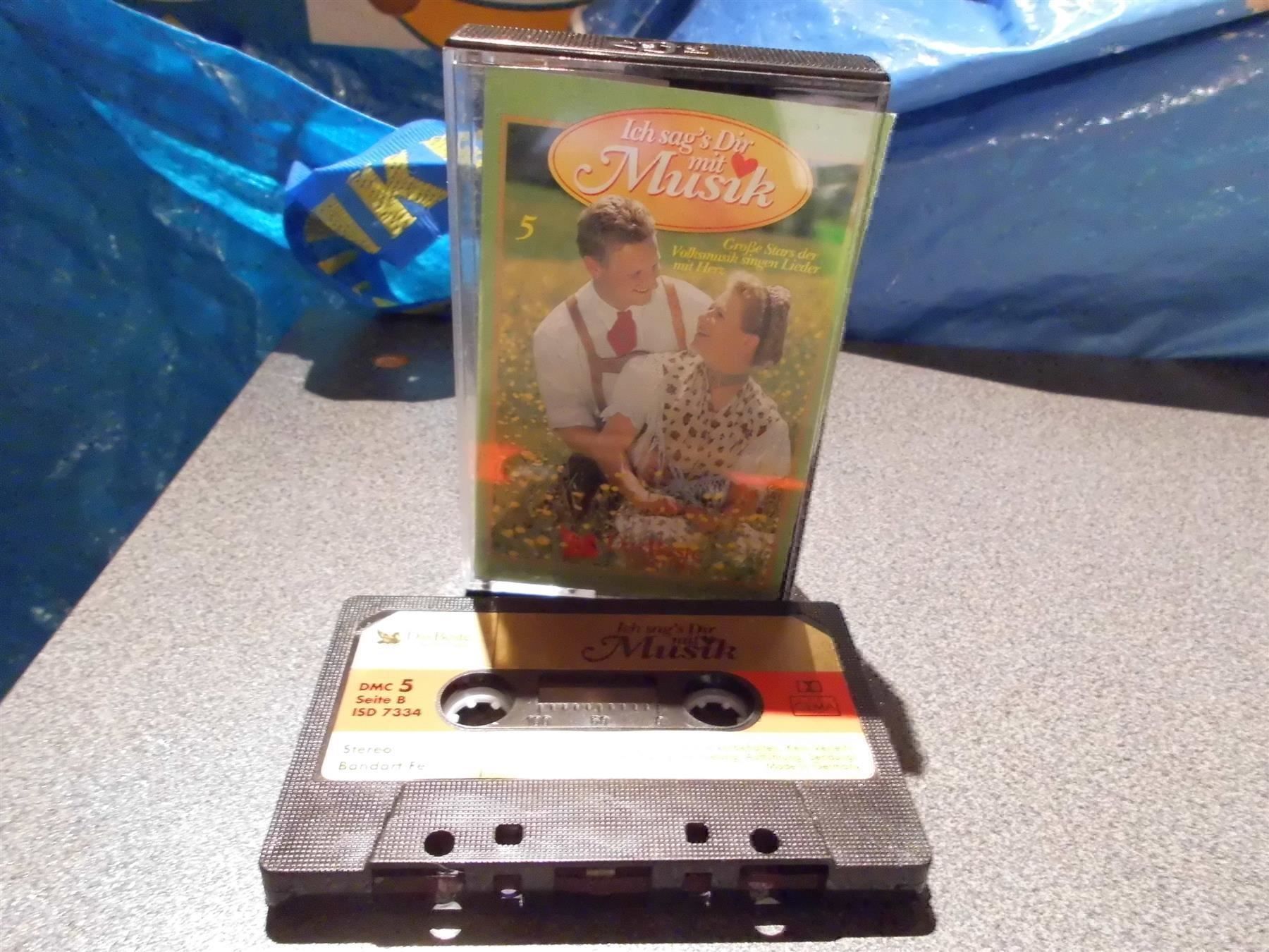 Cassettes audio: Kassette Ich sag's Dir mit Musik 5 – D'occasion à Zürich par Motzkuh
