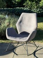schlichter Lounge-Sessel