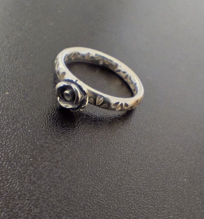 Anelli: LEICHTER RING MIT ROSE BLUME SILBER 925 – Usato da Romanshorn venduto da Glitzer-Paradies 5