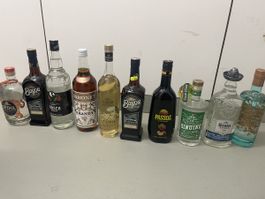 10 ungeöffnete Spirituosen komplettes Bar-Paket