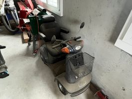 Seniorenfahrzeug / Elektromobil ohne Batterien