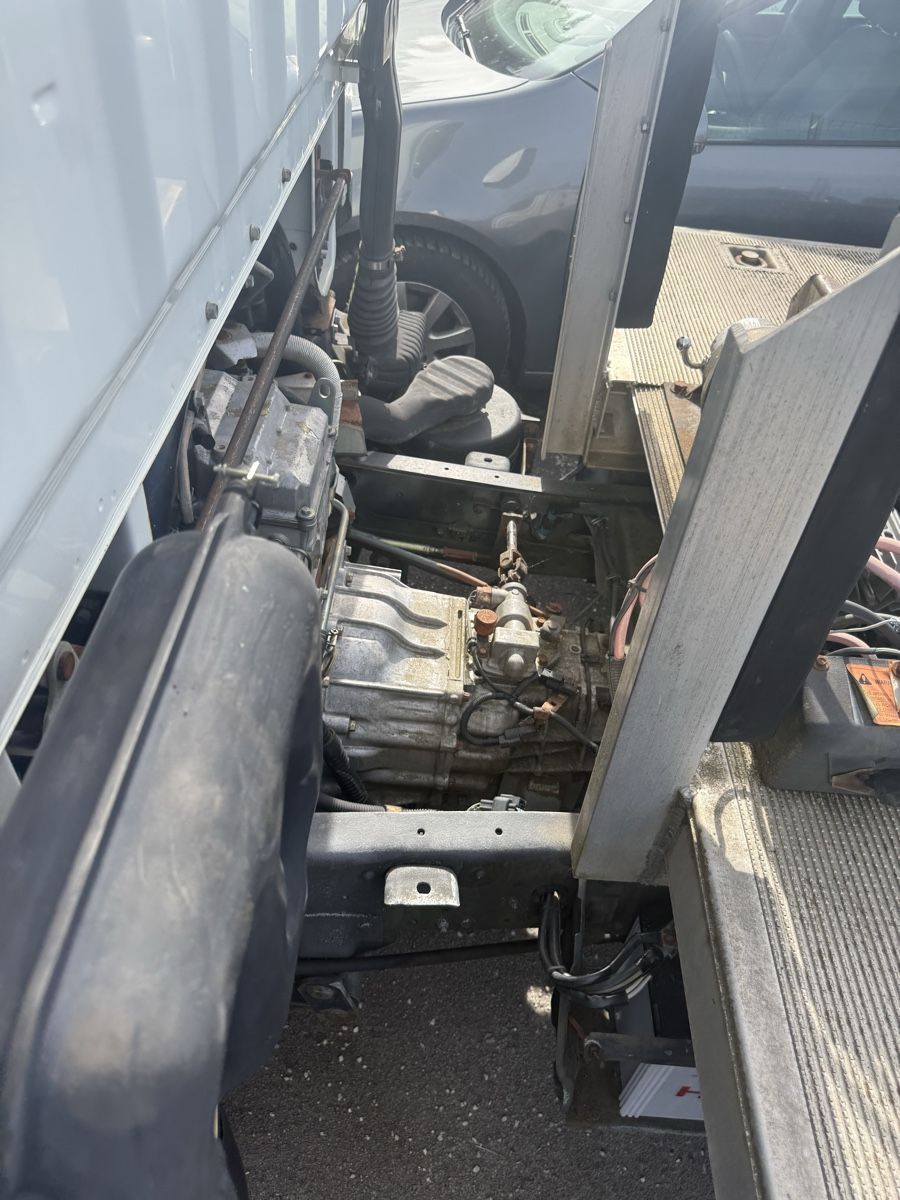 Mitsubishi Veicoli commerciali: Mitsubishi canter dépanneuse – Usato da St-Aubin-Sauges venduto da sho_z9vr 5