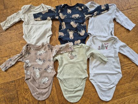 Lot de 6 bodies manches longues bébé taille 62