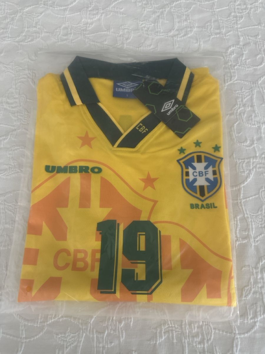 Umbro Leibchen & Hosen: Brazil 1994 Jersey - Ronaldo 19 – Neu und originalverpackt aus Oberrieden von jon_5cl2 5