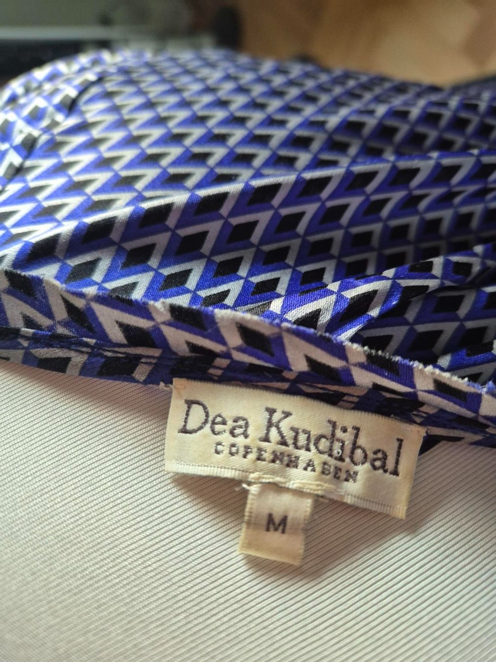 Dea Kudibal Camicette: Bluse, Seide, M, Dea Kudibal – Usato da Bern venduto da Rudolfs 4