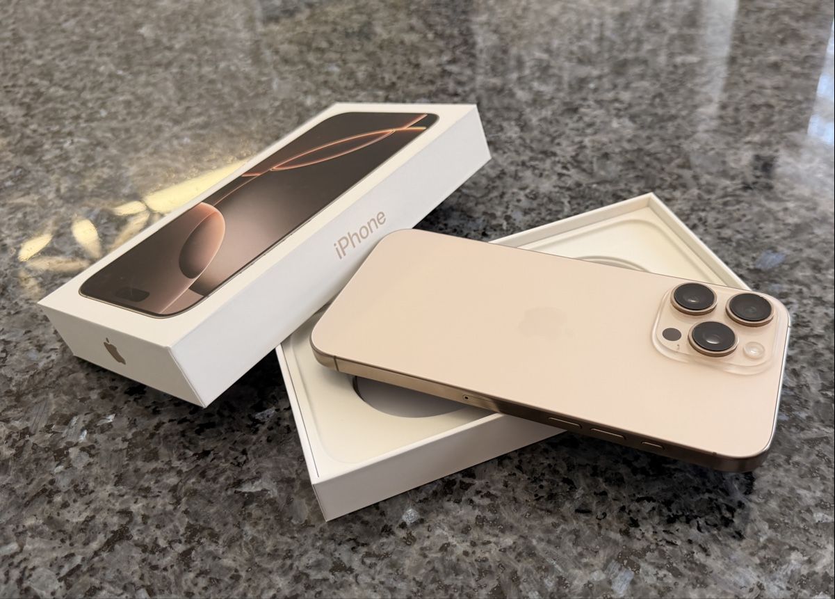 Apple Telefoni cellulari / Smartphones: Apple iPhone 16 Pro Max Gold 256GB – Usato da Fehraltorf venduto da Mydreamshop 3