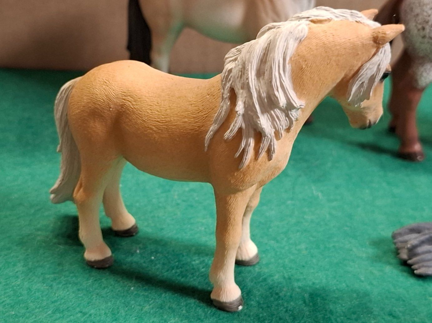 Schleich Giocattoli: Schleich Pferde und Seelöwe/Robe – Usato da Schlieren venduto da Svenja7 5