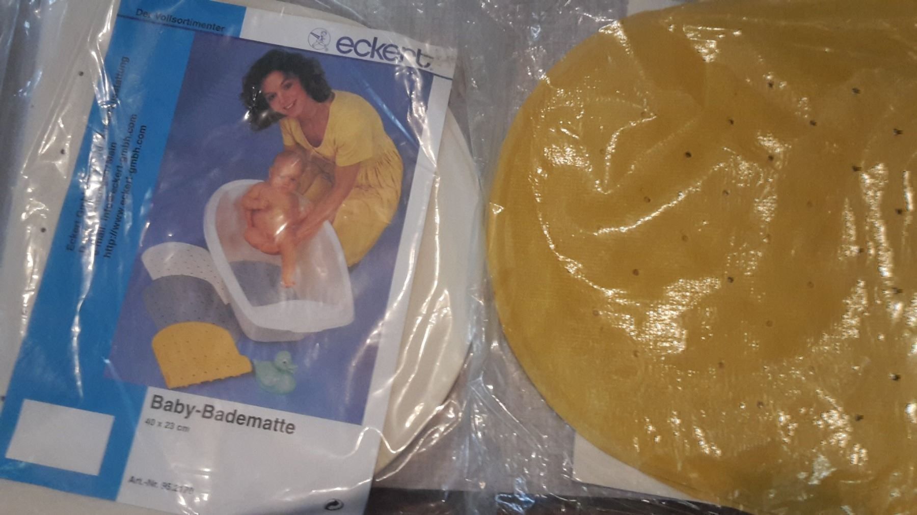 Vasche da bagno: Babybadematte gelb – Nuovo e nell'imballaggio originale da Schwarzenburg venduto da Flamingo07