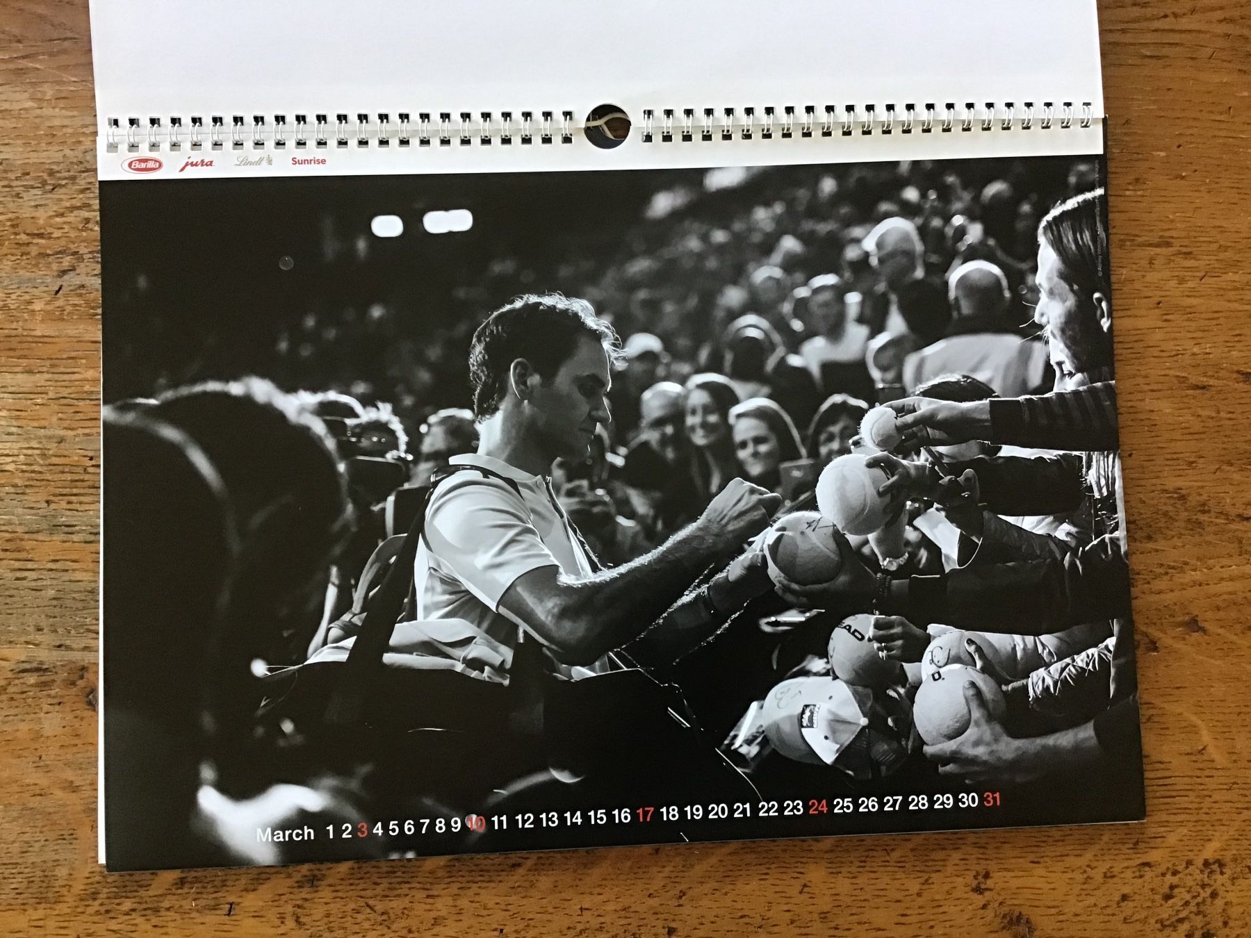 Kalender: Calendrier officiel Roger Federer 2019 – Gebraucht aus Fully von Ruby97 2
