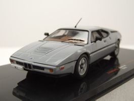 BMW M1 E26 1978-1981 grau                       1:43 von IXO