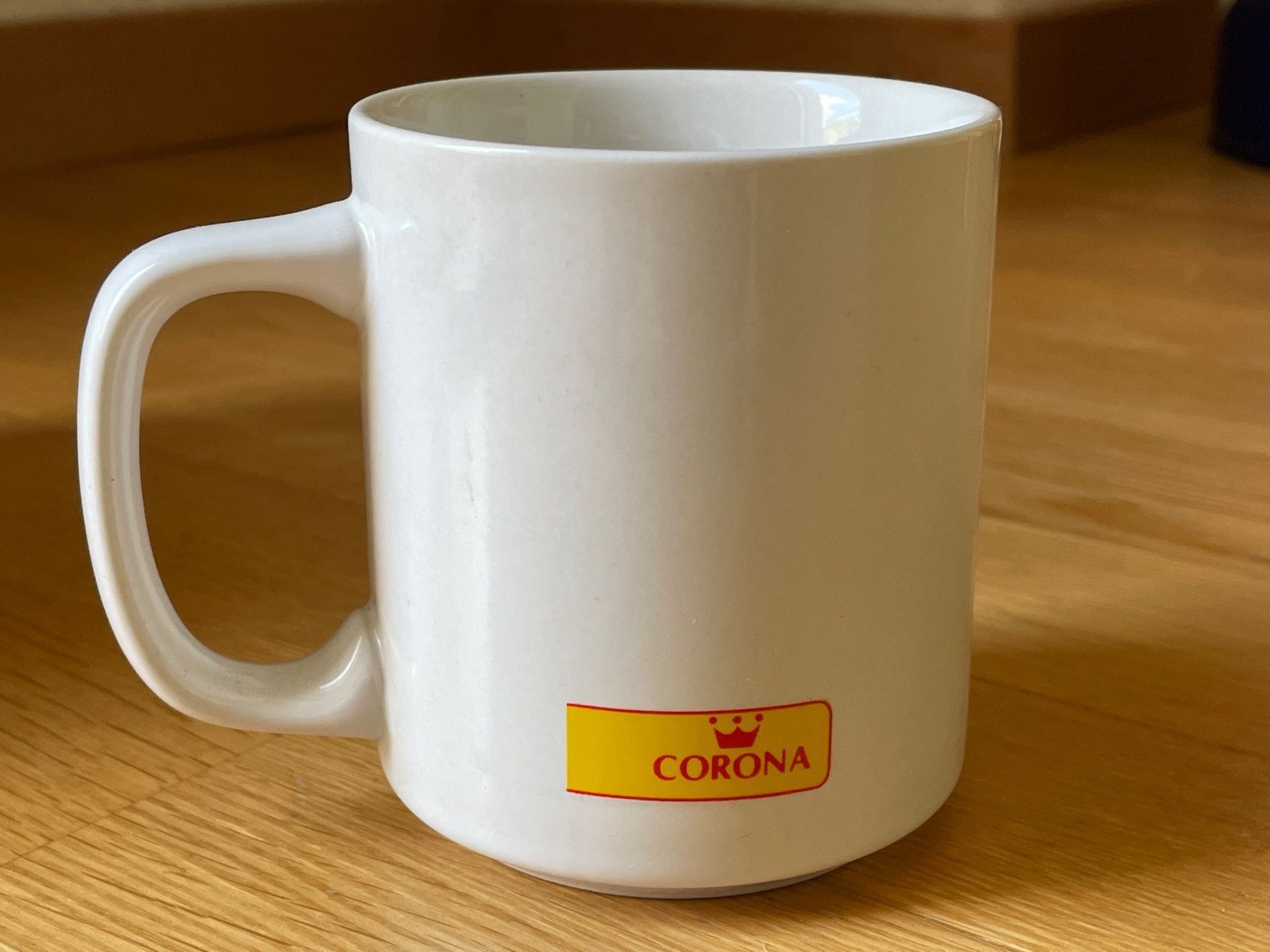 Disney Tasses: Disney's Mickey Mouse mug – Neuf avec emballage d'origine à Villars-Bramard par dadesc 1