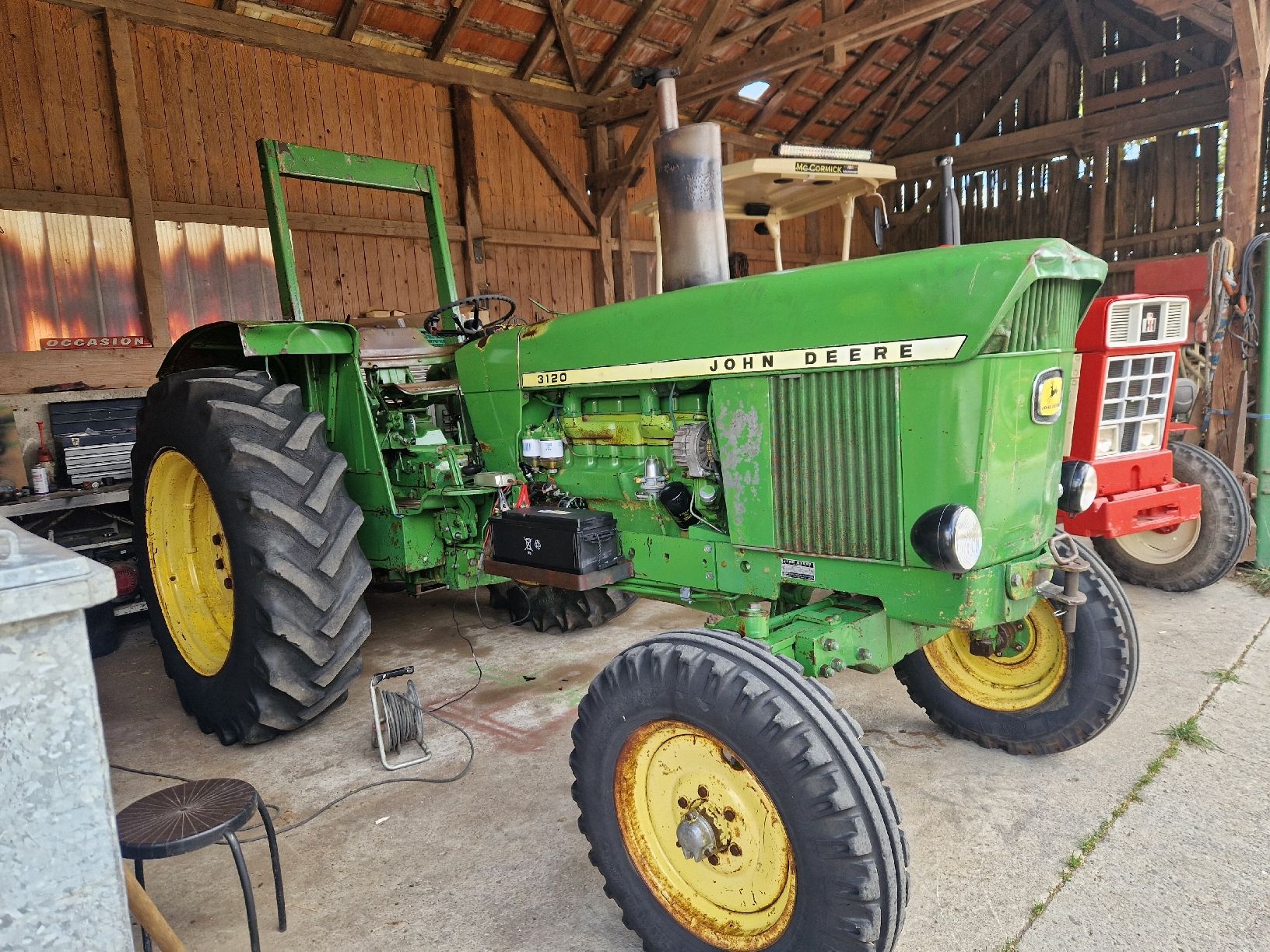 John Deere Traktoren: John Deere 3120 – Gebraucht aus Roggliswil von _IHC_ 4