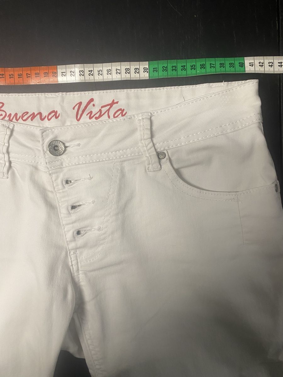Buena Vista Jeans: Buenavista capri stretchjeans  Gr. M/40 – Gebraucht aus Biel-Benken BL von PANORMUS 1