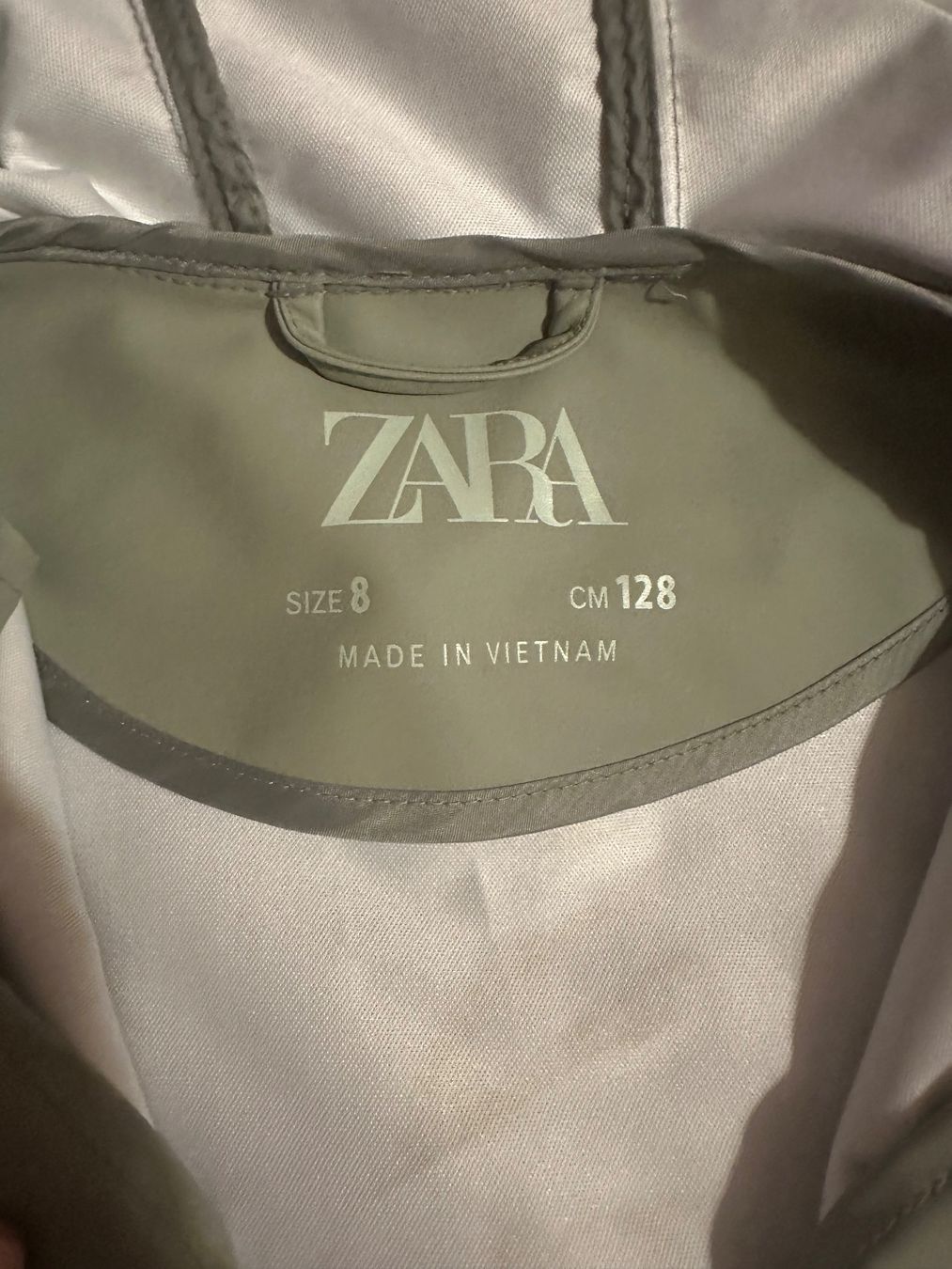 Zara Giacche & Cappotti: Regen Jacke 8 Jahre – Usato da Rapperswil BE venduto da aro_66tx 2
