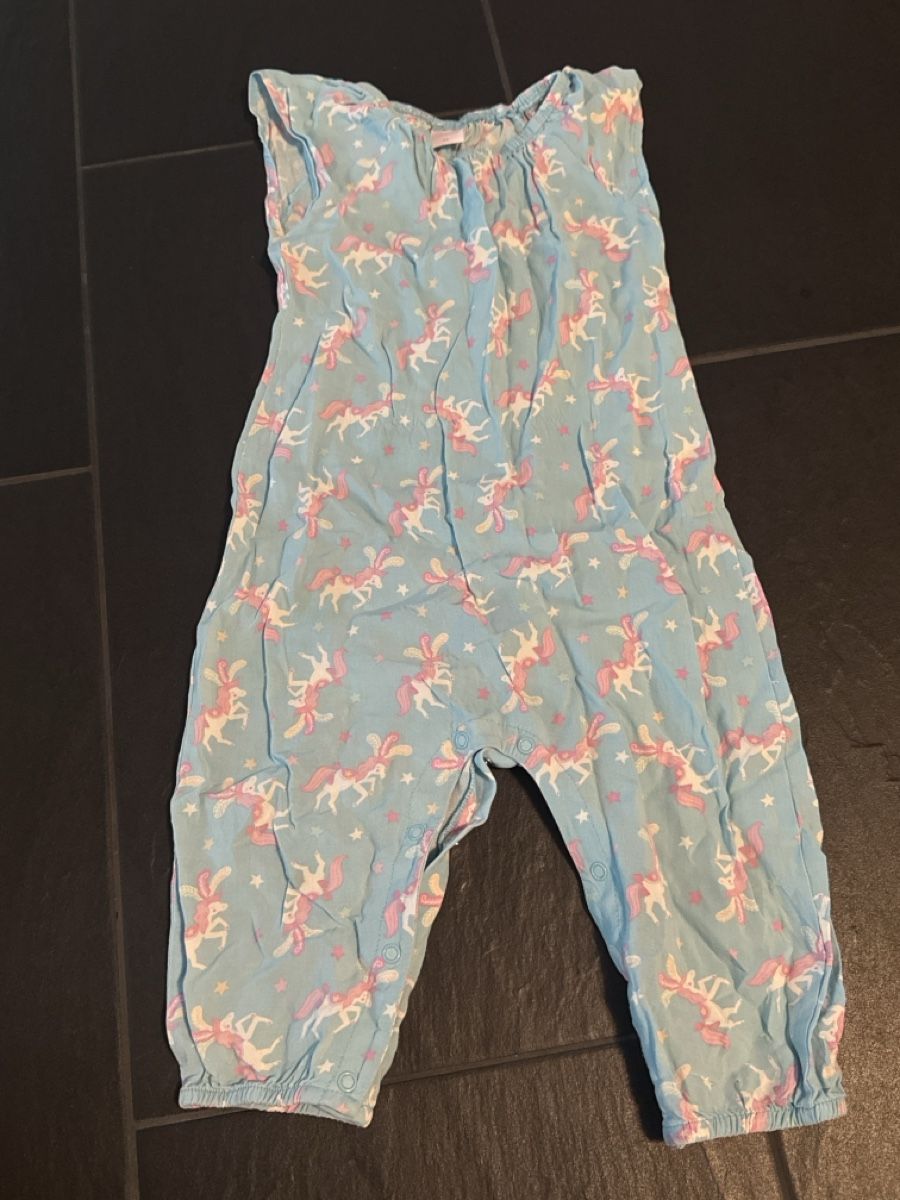 Tute: Jumpsuit Kinder Grösse 98 Einhorn Motiv – Usato da Zürich venduto da Petrui