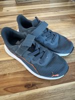 Baskets PUMA enfant taille 33 en super état 
