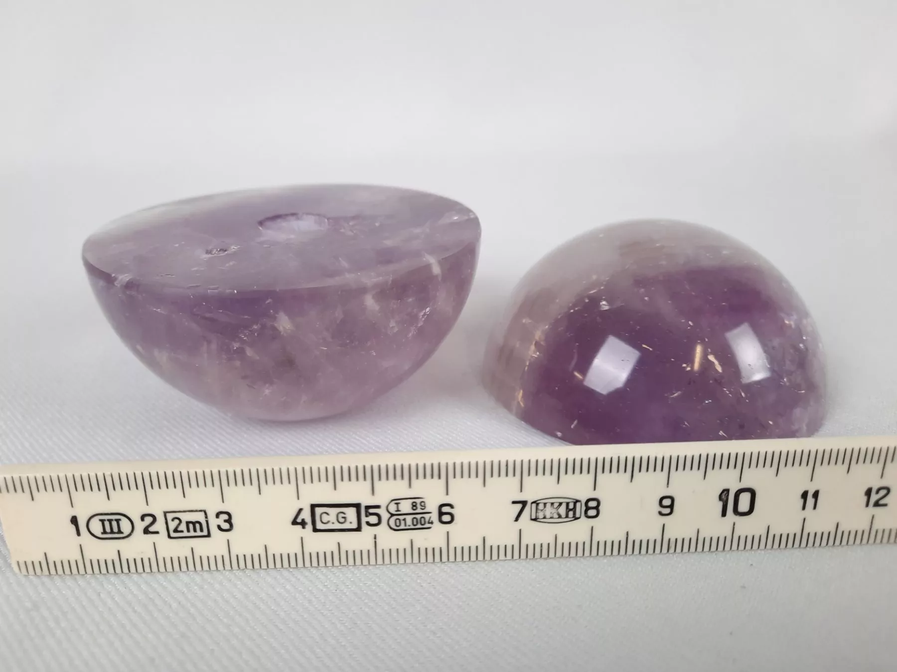 Minerali & Pietre curative: 2 Amethyst Halbkugeln – Usato da Beinwil am See venduto da Restwert_Beinwil 9