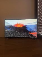 Samsung 65 Curved 4K Smart TV - Top Zustand