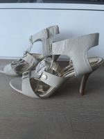 NEUE Elegante High Heels Gr. 40 beige Stiletto