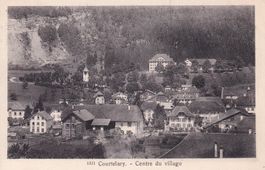 Courtelary   JU   -    Centre du village       en 1920