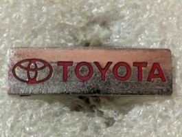 Ansteckpin 75: Toyota