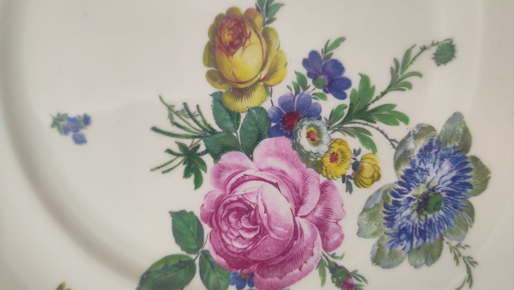 Teller: Belle assiette 1960s de Hertel-Jacob à fleurs – Gebraucht aus Botyre (Ayent) von luc_pq28 1