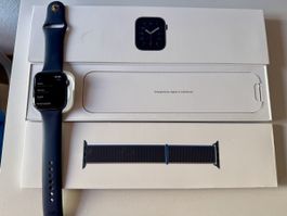 Apple Watch SE (1. Generation) – 44 mm – Schwarz – Guter Zus