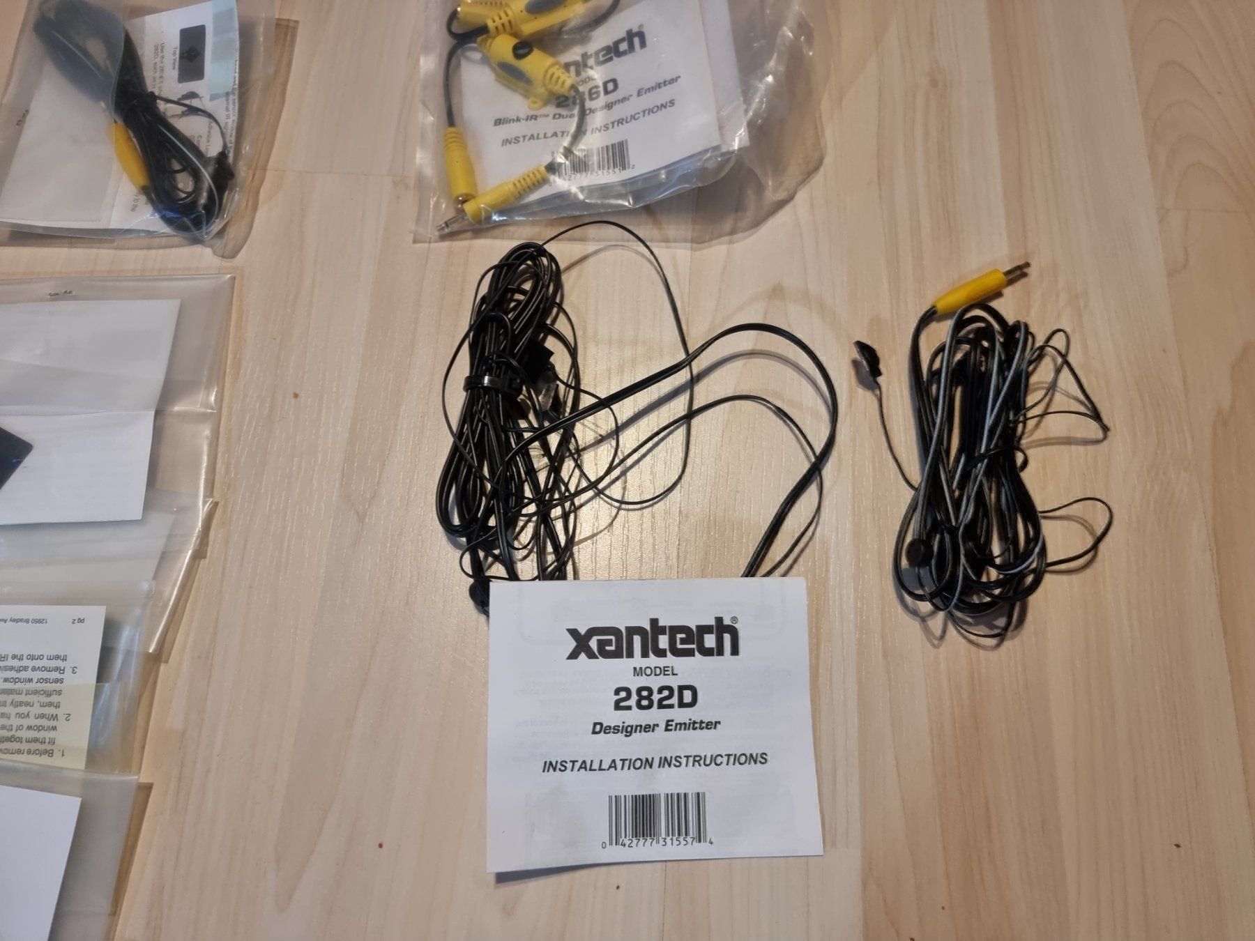 Unità & Adattatore: Xantech Infrarot-Verteiler MultiSet – Usato da Schwarzenburg venduto da Swisscom 5