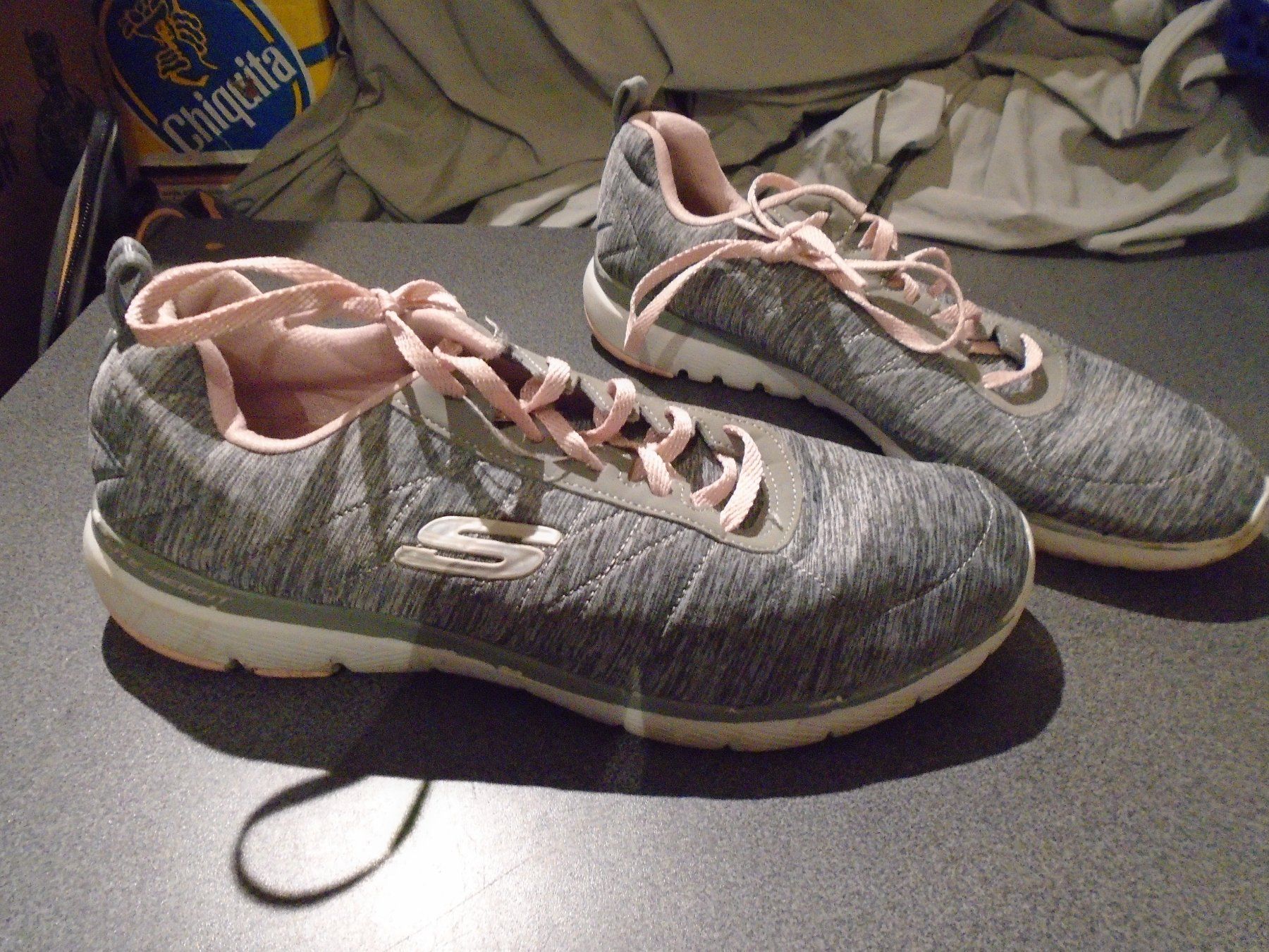 Skechers Damenschuhe: Sneaker Grösse 41, Skechers, grau/rosa – Gebraucht aus Zürich von abraxas1291 1
