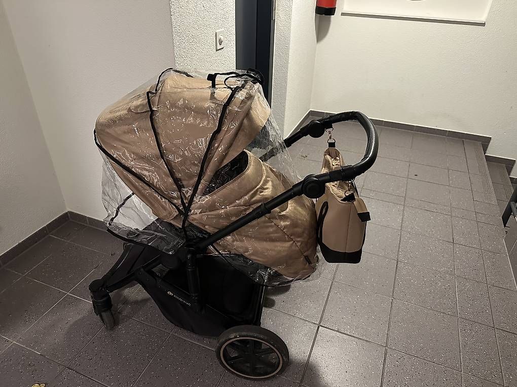 Carrozzine: Kinderwagen-Sett – Usato da Kriens venduto da ala_5ll9