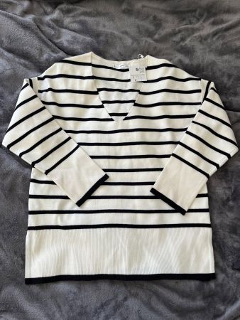 New sweater Mango size M