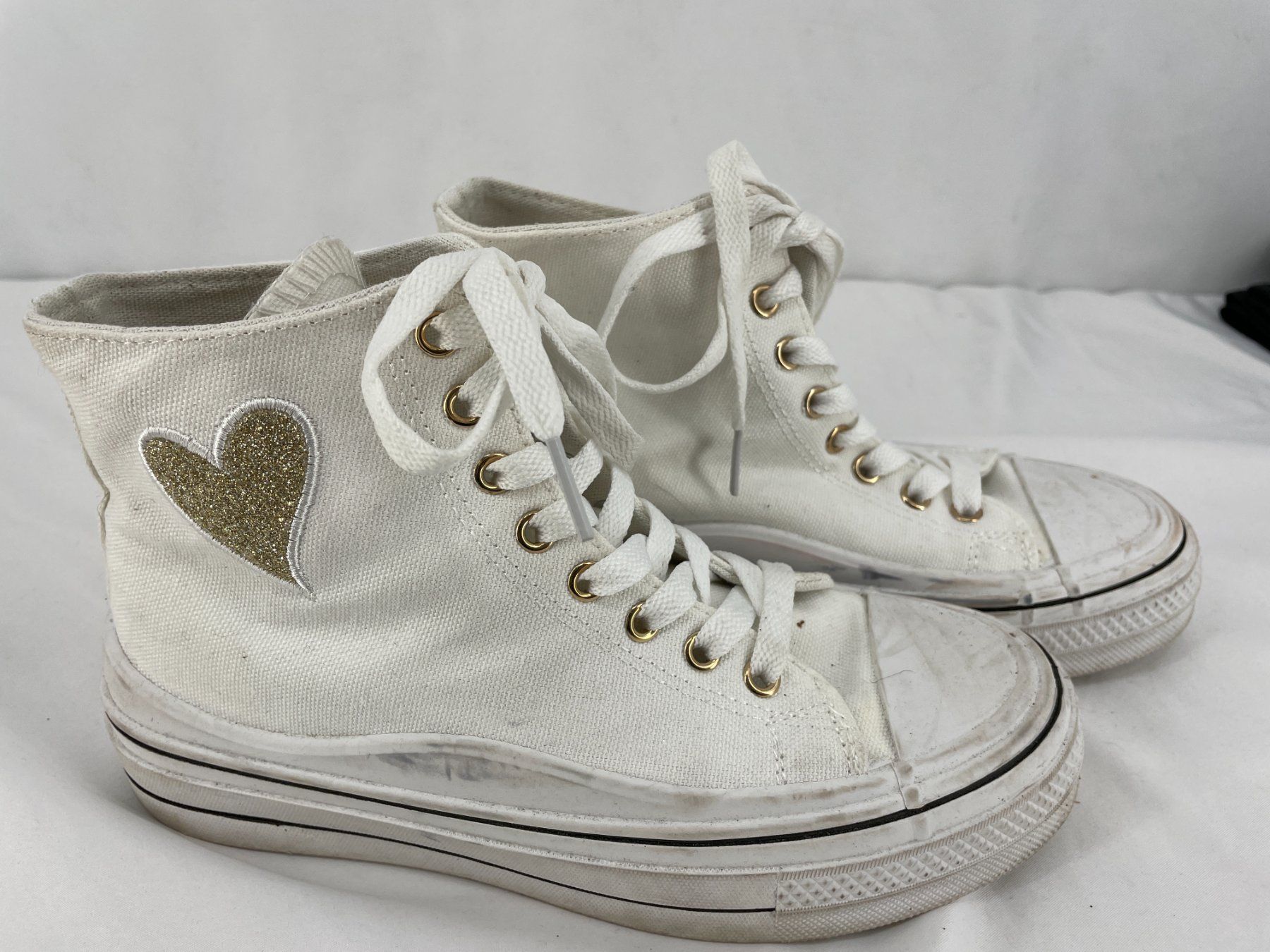 Damenschuhe: BASKET blanche taille 38 – Gebraucht aus Lausanne von PlusValue_Lausanne
