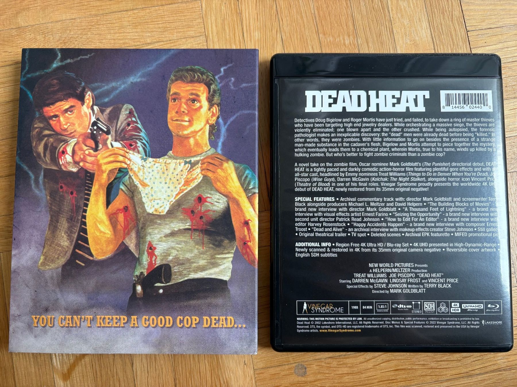 Tutti i DVDs: Dead Heat - mit Slipcover - 4K UHD + Blu-ray – Nuovo (secondo la descrizione) da Zürich venduto da Malcom 2