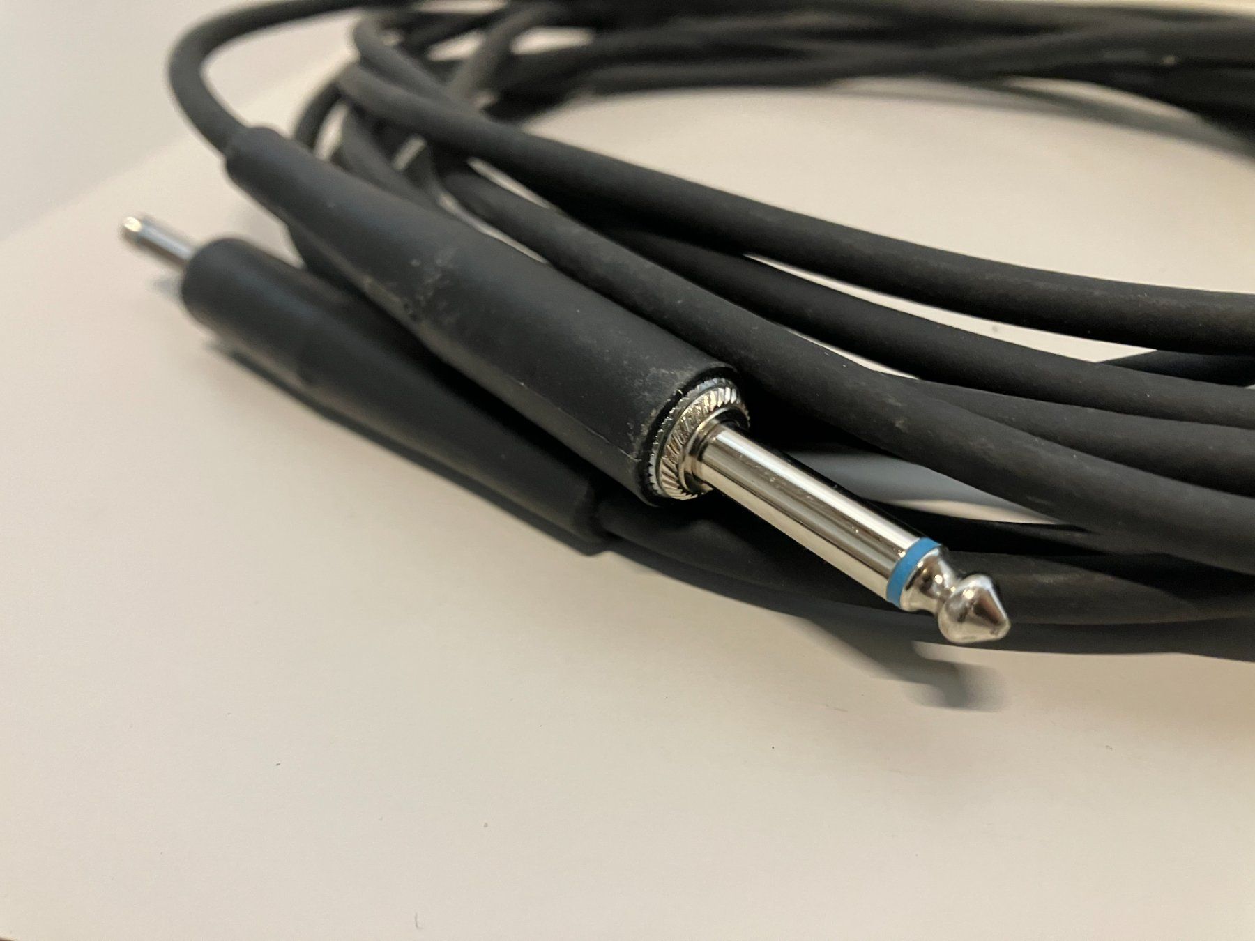 Cavi: 2St. Profi Chinch Kabel ca. 5m und 2m lang ab 1.- – Nuovo (secondo la descrizione) da Lichtensteig venduto da Buy24International 2