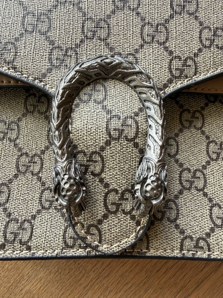 Sacs femmes: Handtasche NEU – Neuf avec emballage d'origine à Erlenbach ZH par juwe7 4