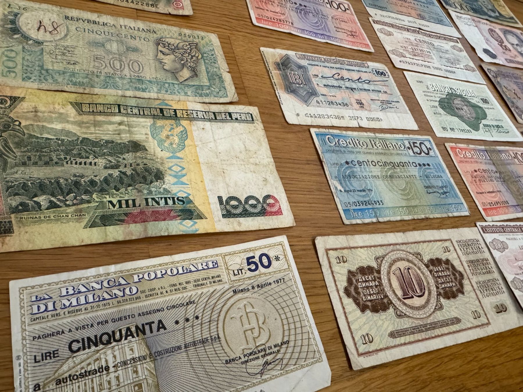 Banconote: Banknoten und Gutscheine – Usato da Wettingen venduto da Cyprus_one 2